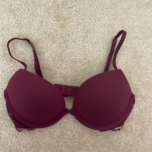Gilly Hicks push up bra